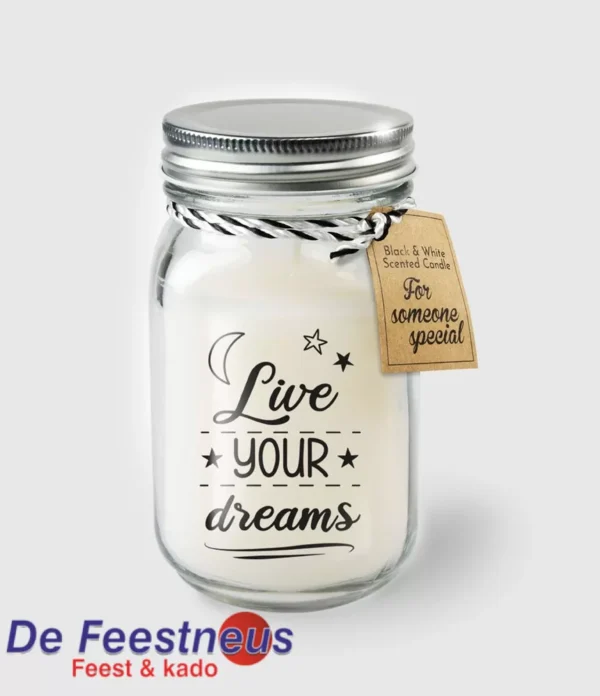 b-w-sc-29-live-your-dreams-web