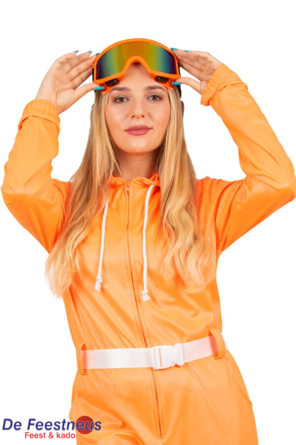 18c8231c9750c68e55804b5469b02478
