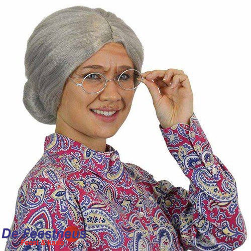 Pruik met knot oma / sarah luxe grijs